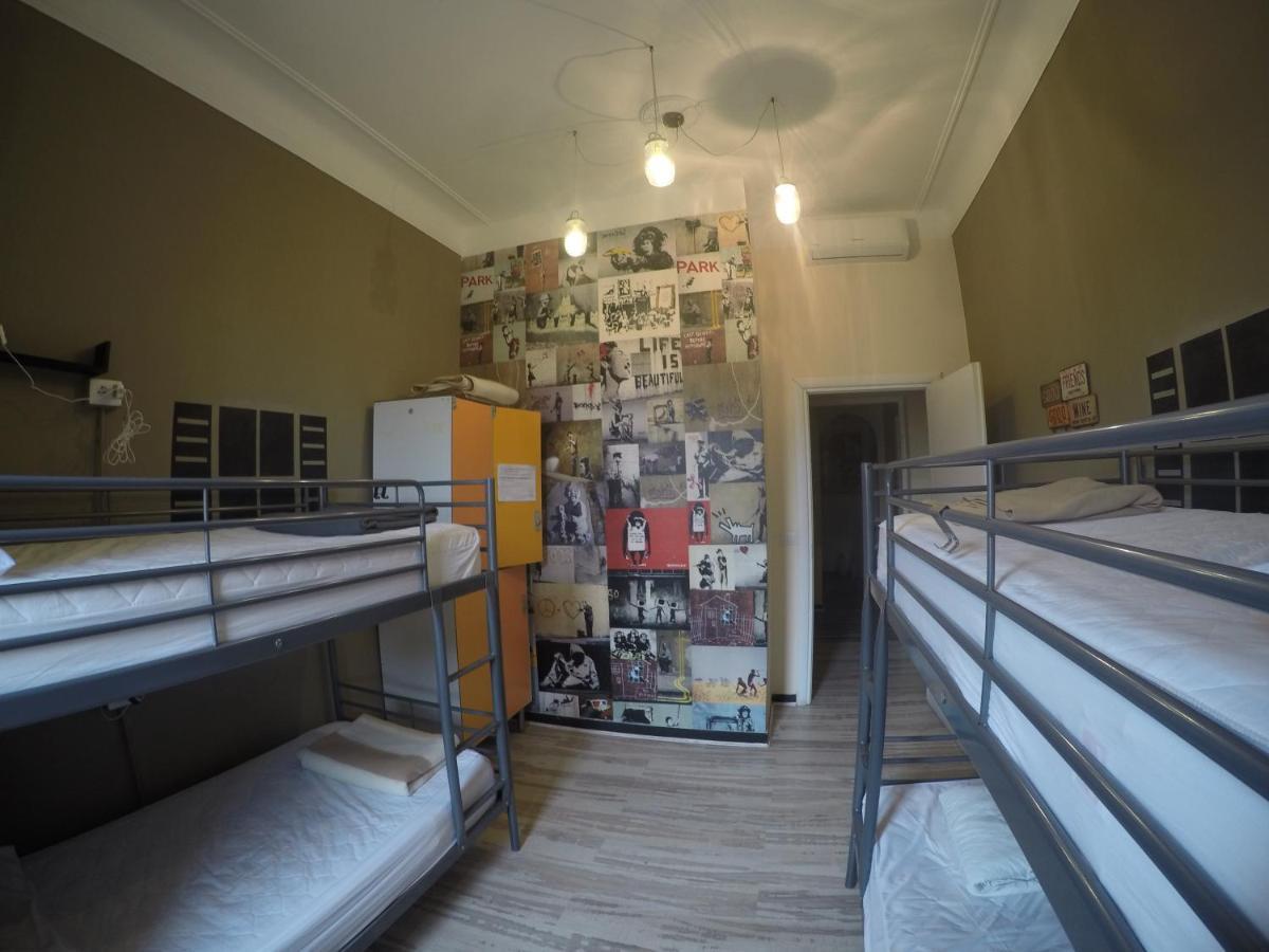Victoria House Ostello
