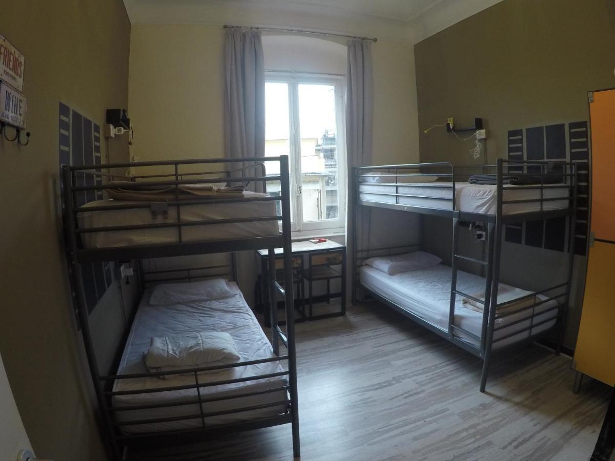 Victoria House Ostello