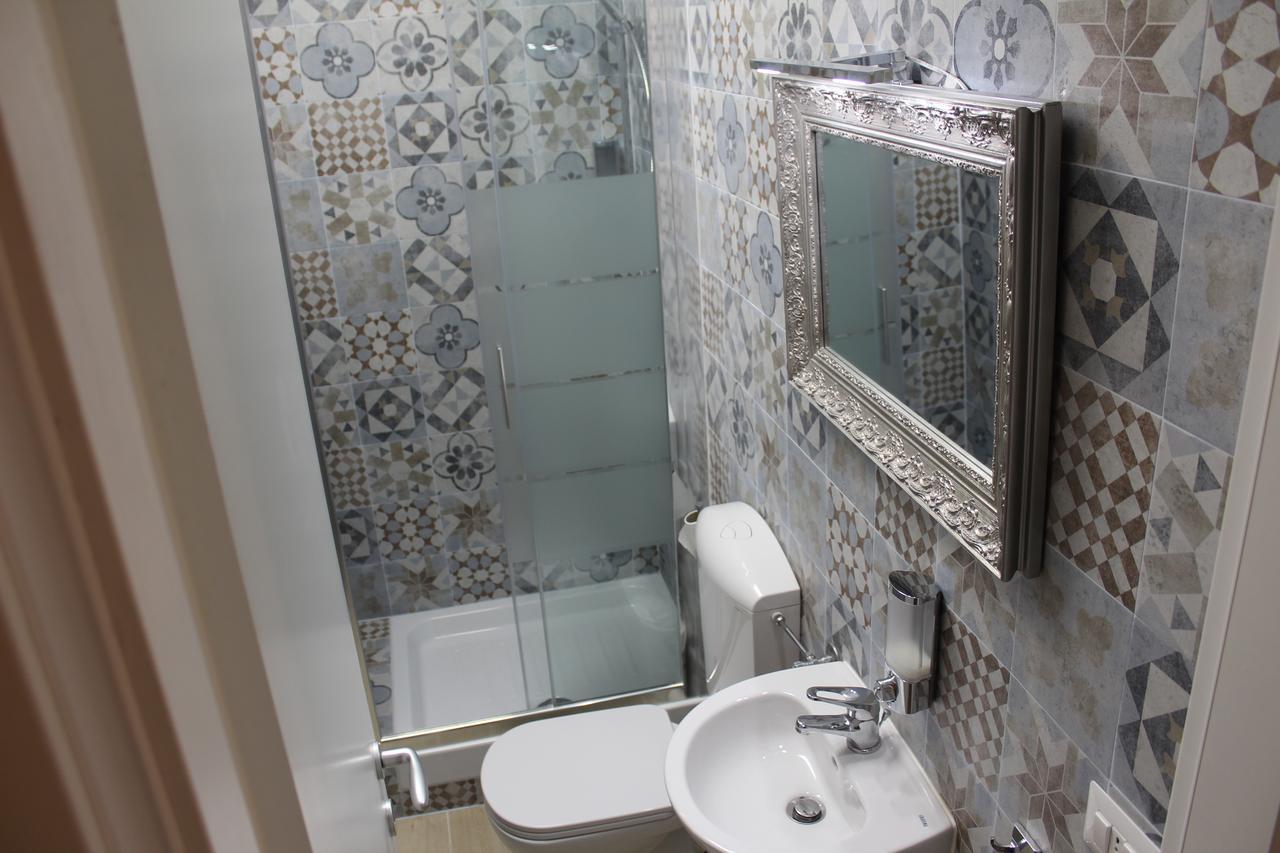 Victoria House Ostello *