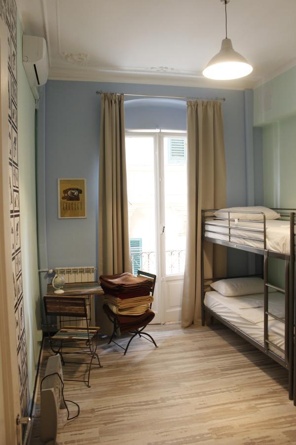 Victoria House * Genova